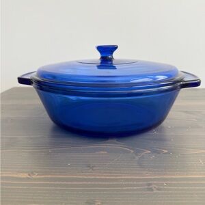Vintage Anchor Hocking cobalt blue glass casserole dish,
2 quarts